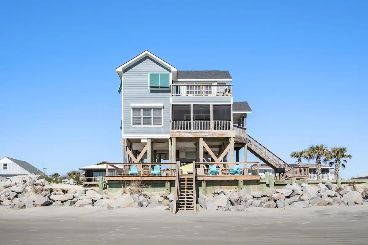 This is one of the best beach vacation houses in South Carolina.