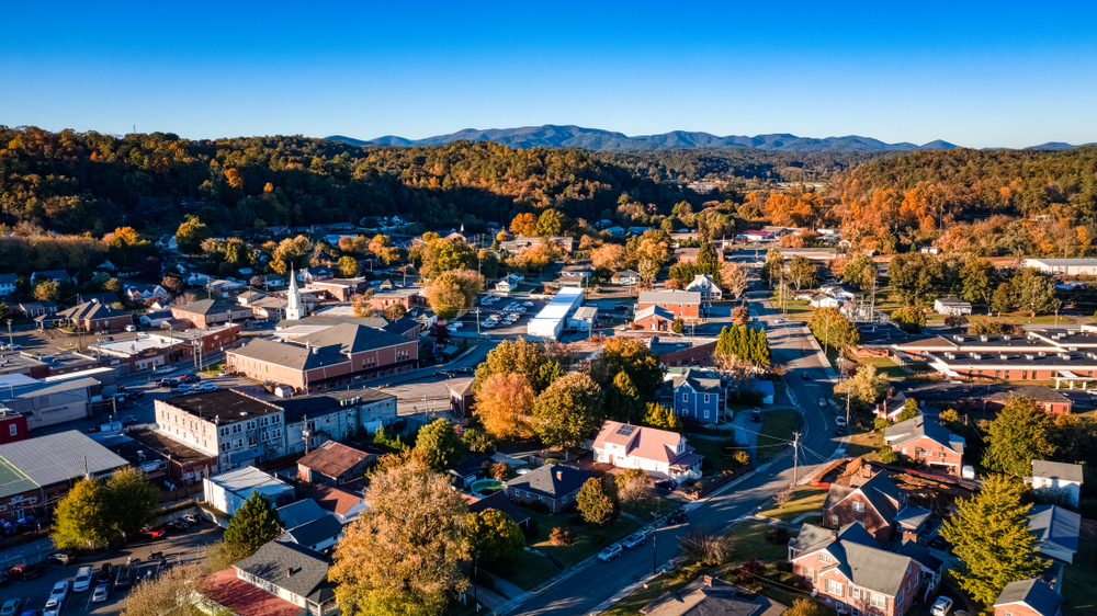 Ellijay is one of the small Blue Ridge towns located in Northern Georgia