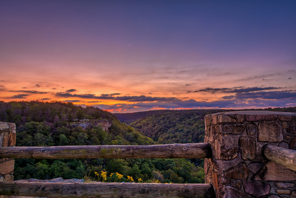 a photo of little river canyon one of the best weekend getaways in north alabama