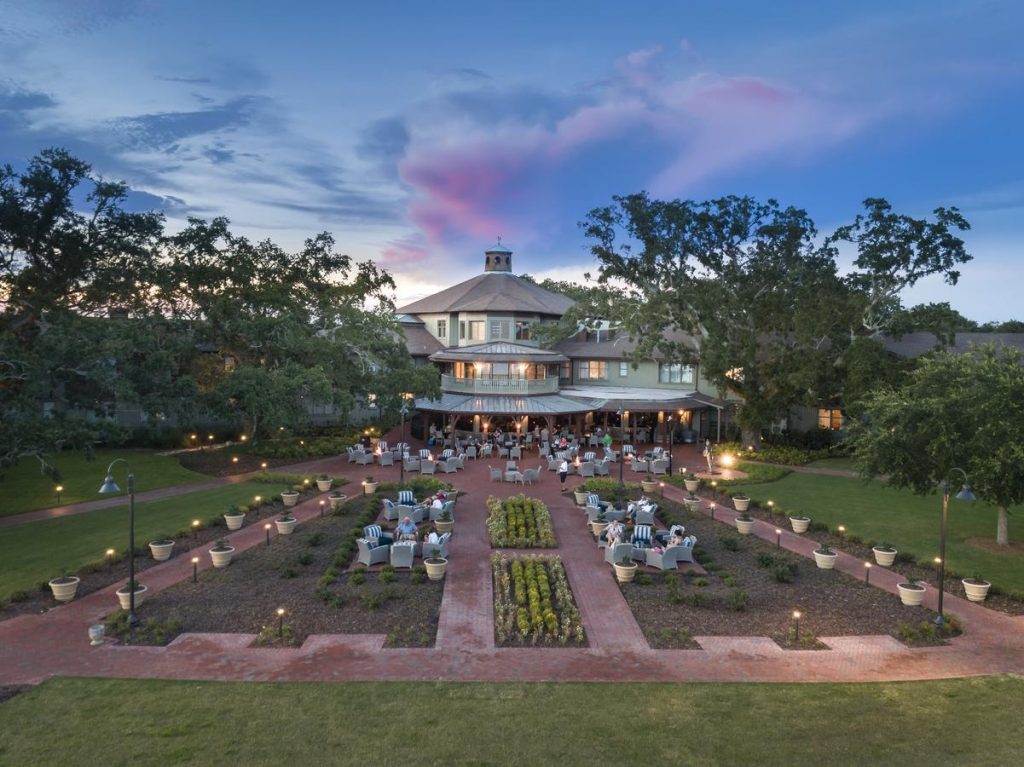 a photo of the grand hotel golf resort and spa, one of the best weekend getaways in alabama