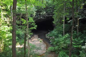 10 Coolest Caves in Alabama - Southern Trippers