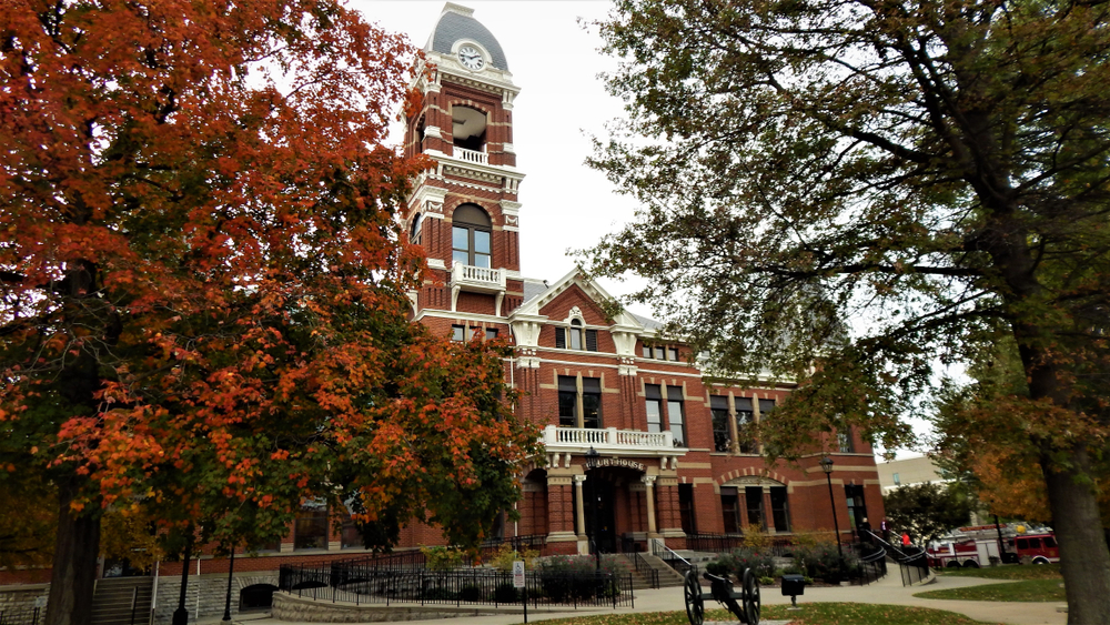 View of an old brick building in the historic Newport, one of the most scenic weekend getaways in Kentucky