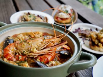a pot of cajun and creole food black owned restaurants in new orleans