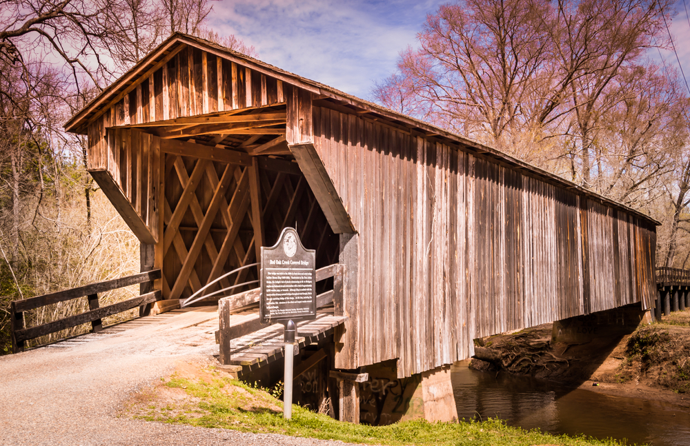 Photo of Red Oak Creek Covered Bridge, the oldest covered bridge in Georgia.