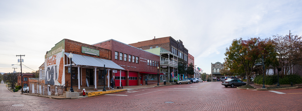 photo of Nacogdoches, one of the small towns in Texas