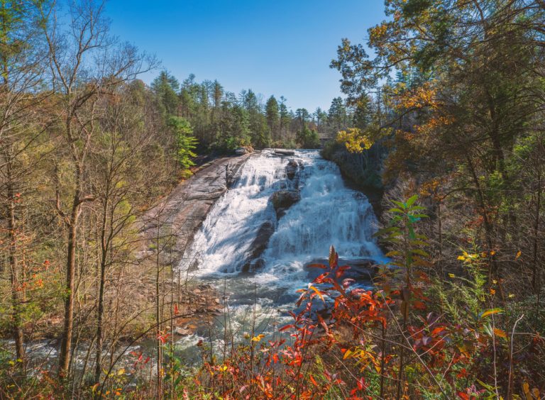 22 Best Waterfalls In North Carolina You Must Visit - Southern Trippers