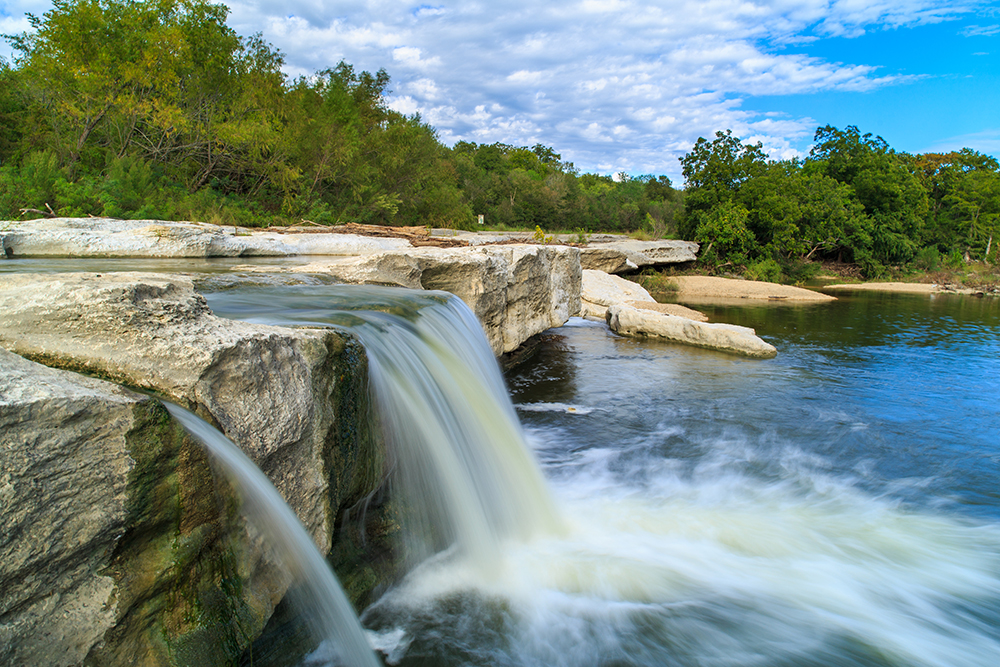 14 Prettiest Waterfalls In Texas - Southern Trippers