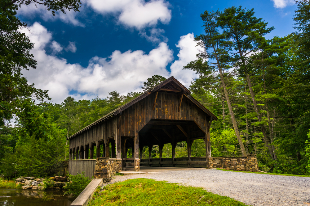 covered bridge in hendersonville, small towns in north carolina