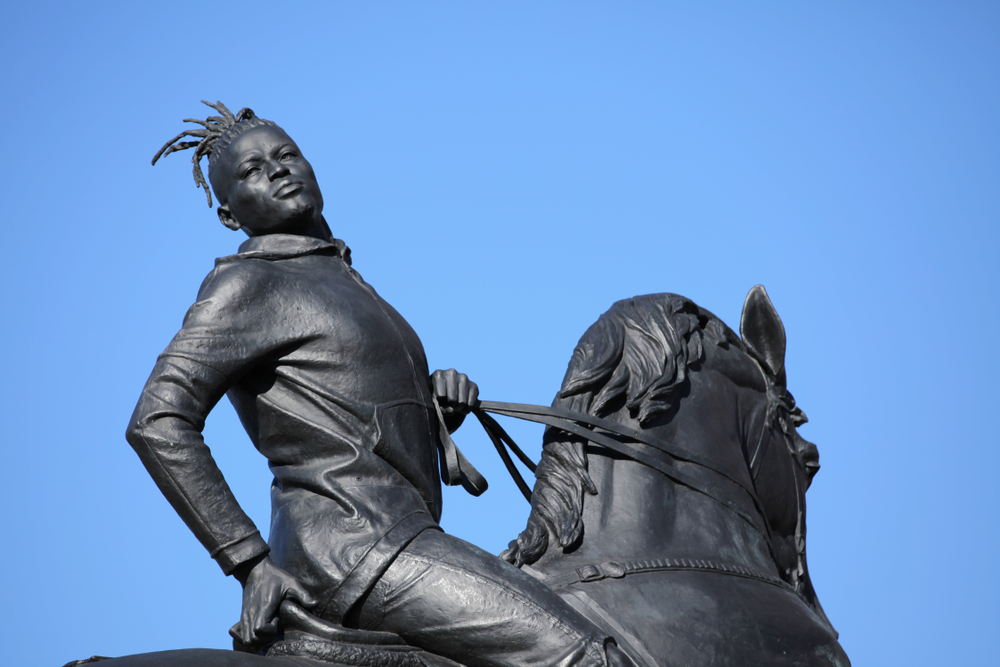 The statue "Rumors of War" at the Virginia Museum of Fine Arts, one of the fun things to do in Virginia.