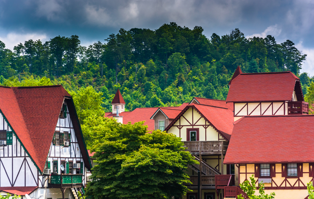 red roofs of houses in Helen georgia