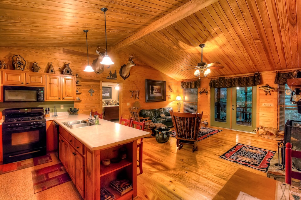 The front room of a cabin in Helen