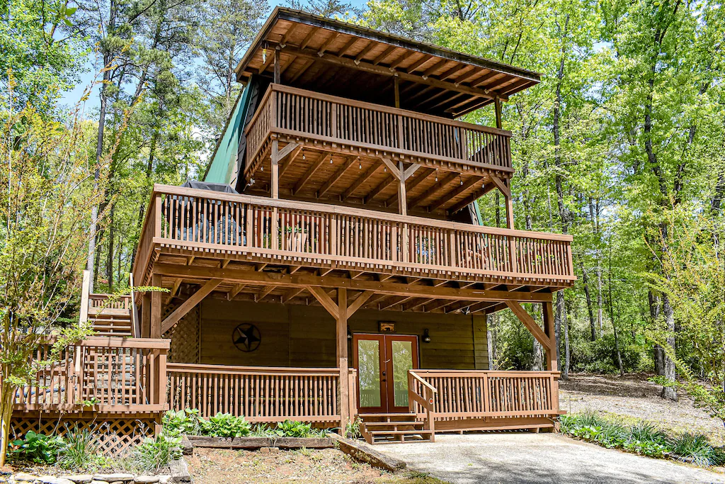 A beautiful three stores cabin in the woods