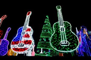 12 Festive Places To Celebrate Christmas In Texas - Southern Trippers