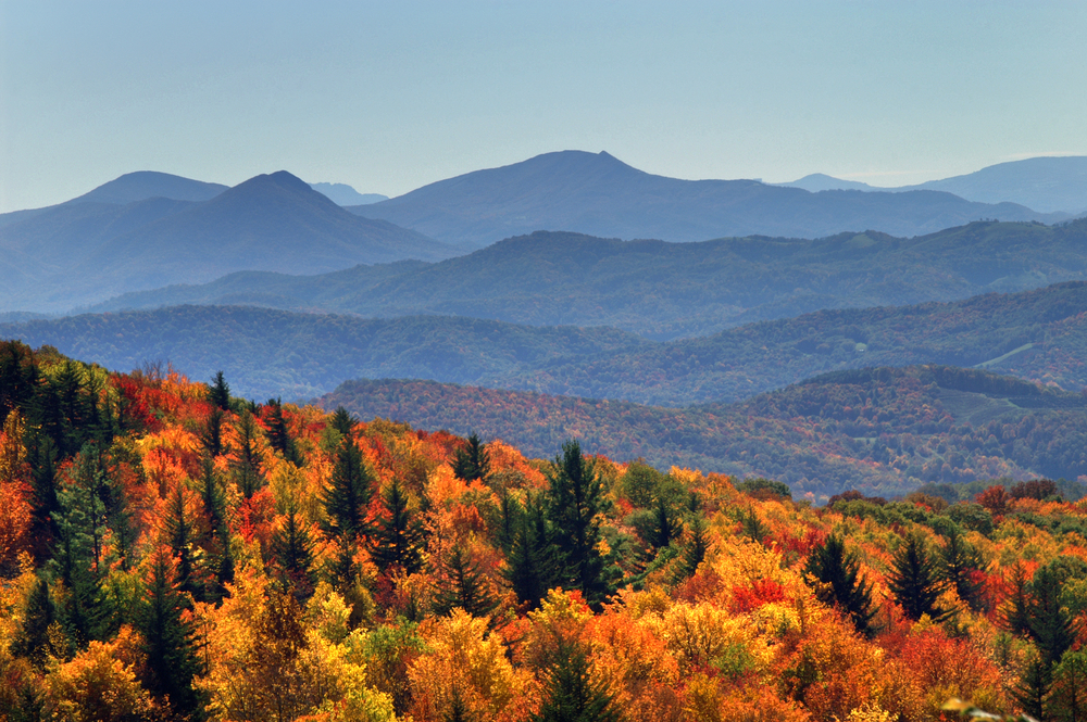 stunning view of rolling hills showcasing fall foliage in virginia 