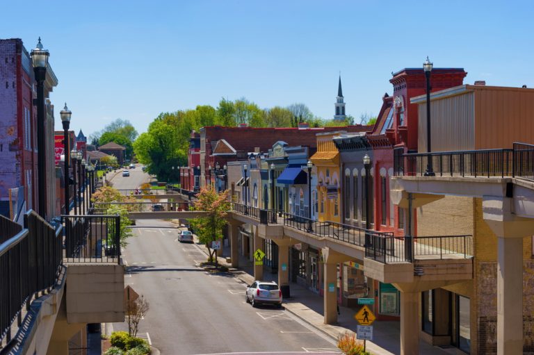 15-cutest-small-towns-in-tennessee-southern-trippers