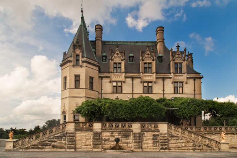 Tips For Visiting the Biltmore Tours, Things to Do & More! Southern