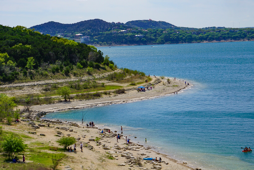 A view of the beach at Overlook Park, one of the best things to do in Canyon Lake.