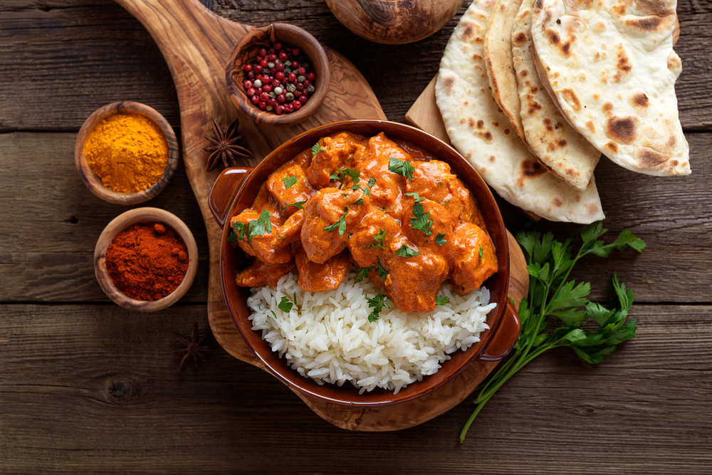 Aerial view of chicken tikka marsala representing Curry Hut, one of the best Indian restaurants in Augusta GA.