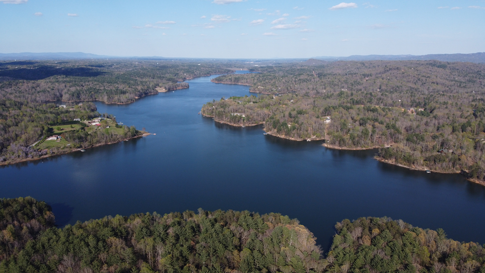 lake photo from above during winter time