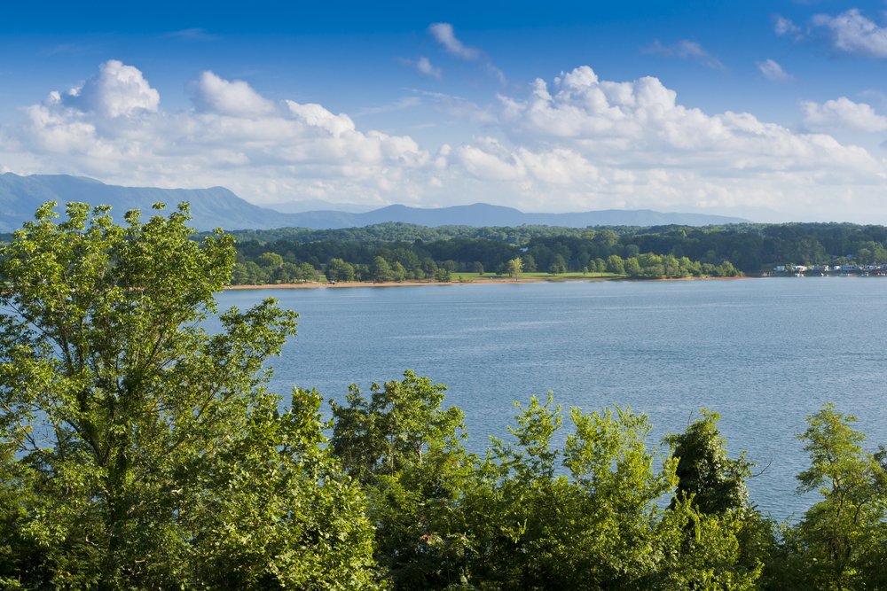Photo of Douglas Lake, one of the most fun places to visit near Sevierville.