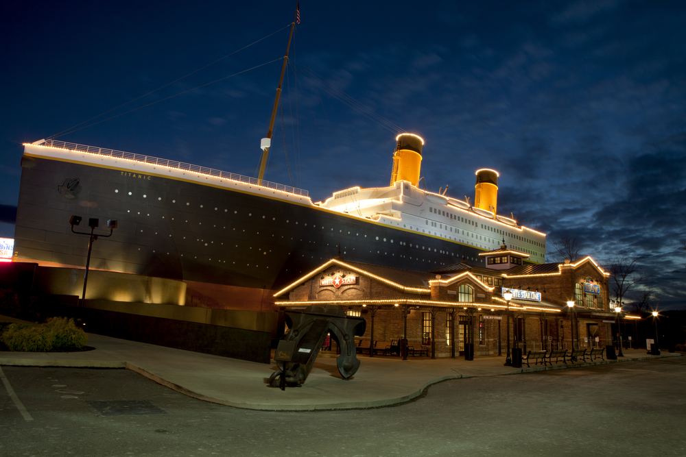 Photo of the Titanic at Pigeon Forge, one of the coolest things to do around Sevierville.