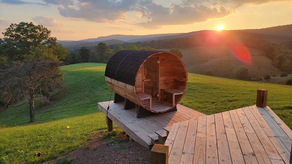 tiny house for glamping in virginia