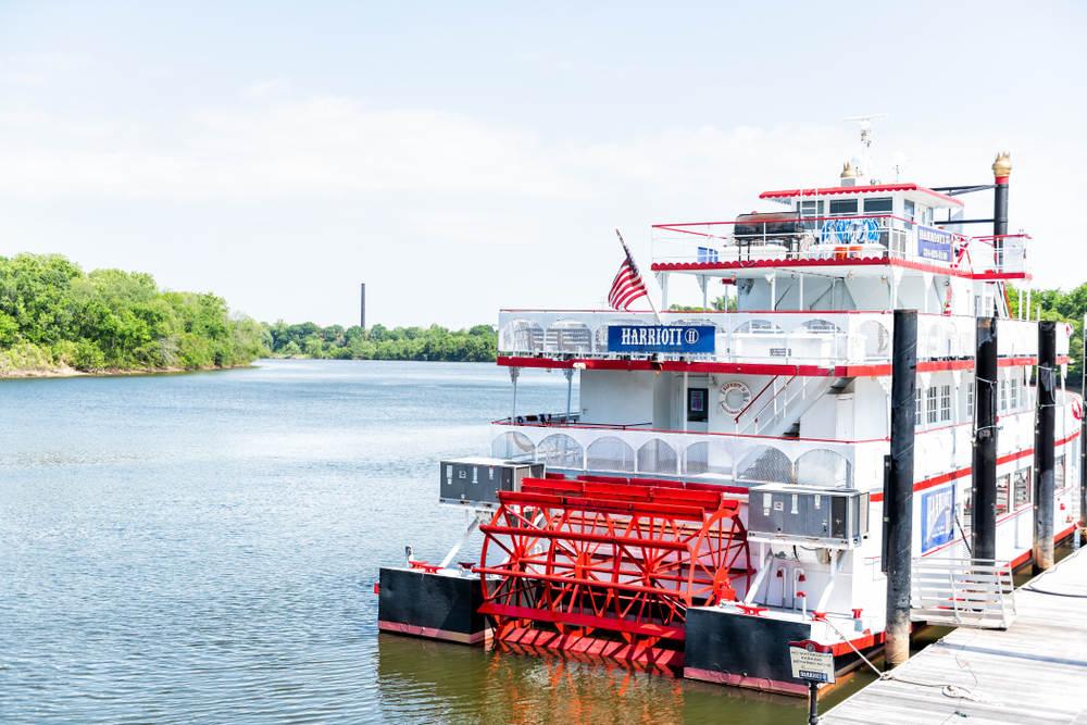 River boat cruise in Montgomery AL 