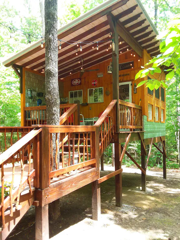 a decked out deer camp for glamping in tennessee
