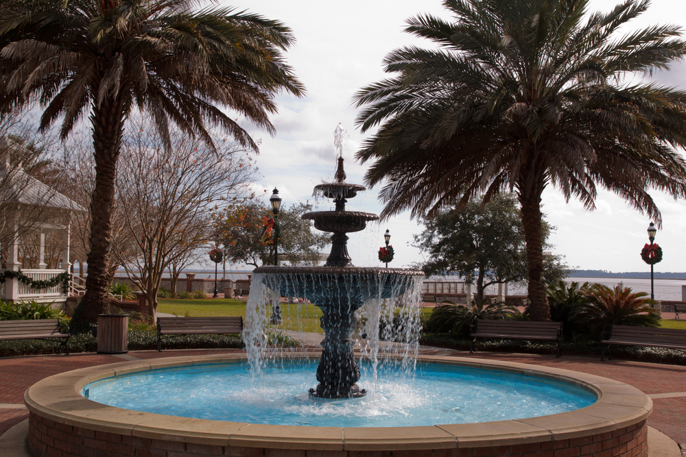 A circular water fountain in a park in St Mary's, one of the loveliest beach towns in Georgia 