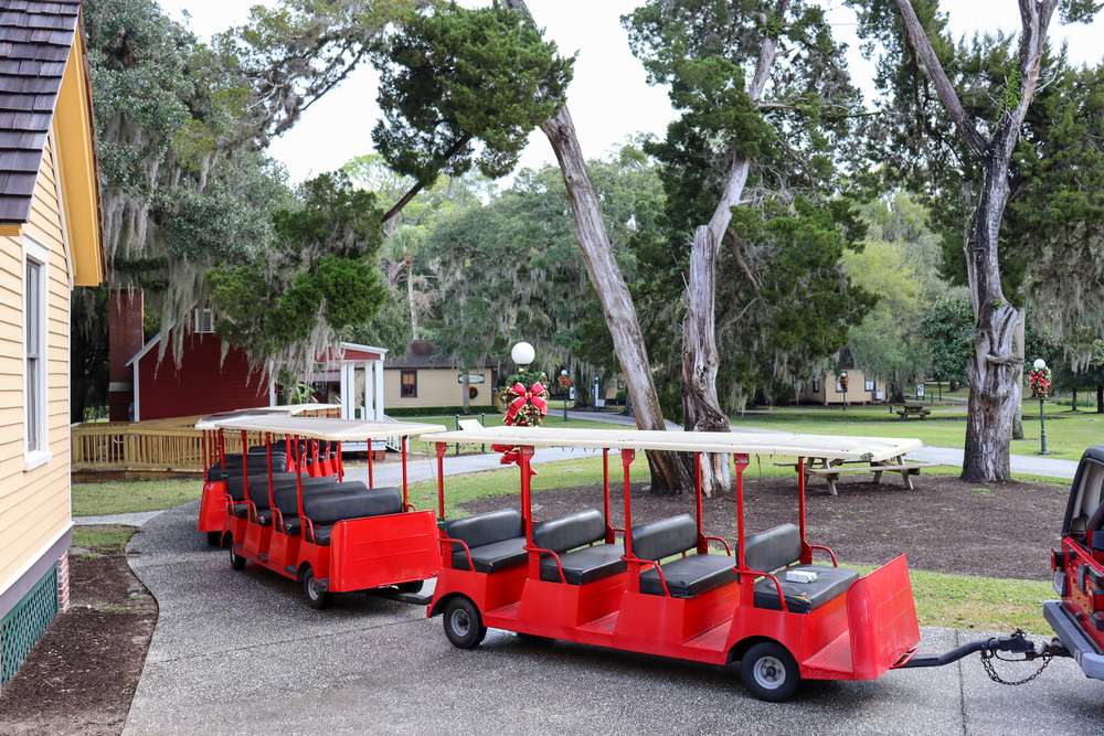 trolleys for tours on jekyll island