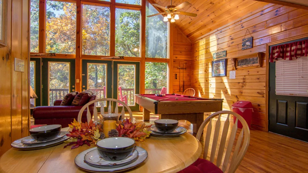 fantastic windows featured in the best cabins in the smoky mountains