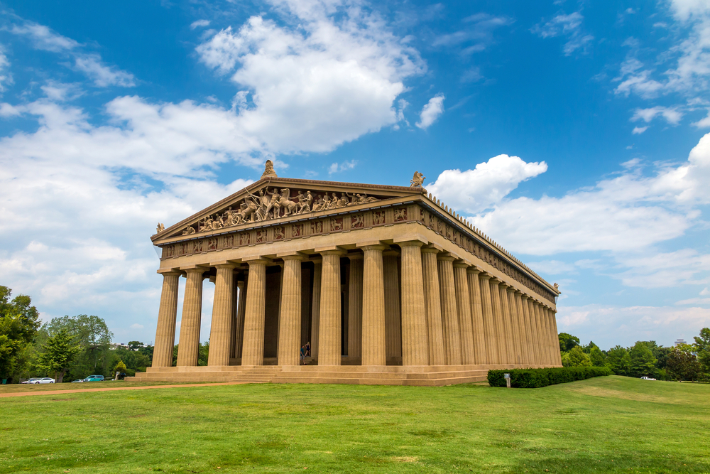 A full-scale Parthenon in Nashville Tennessee on a sunny day. 