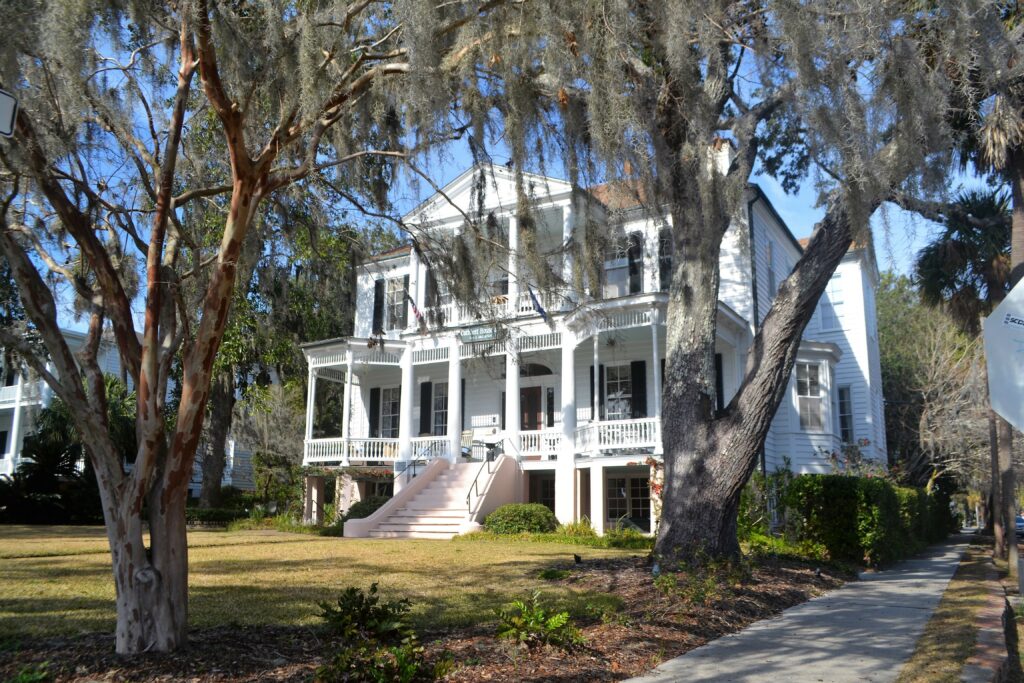 Historic Cuthbert House in Beaufort South Carolina with trees outside 