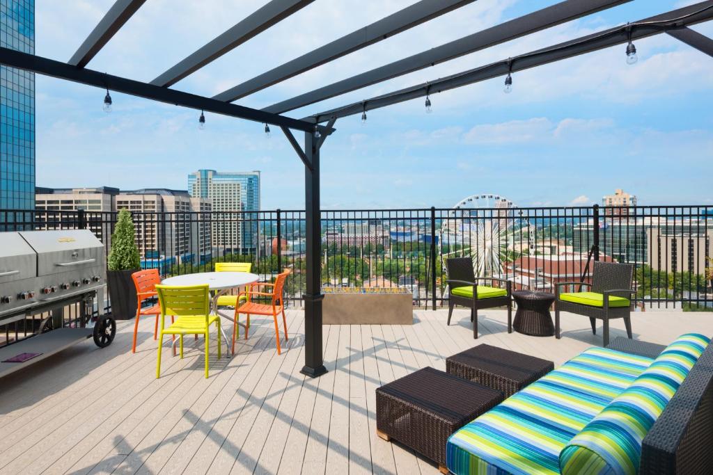 Rooftop hangout area at one of the best hotels in Atlanta 