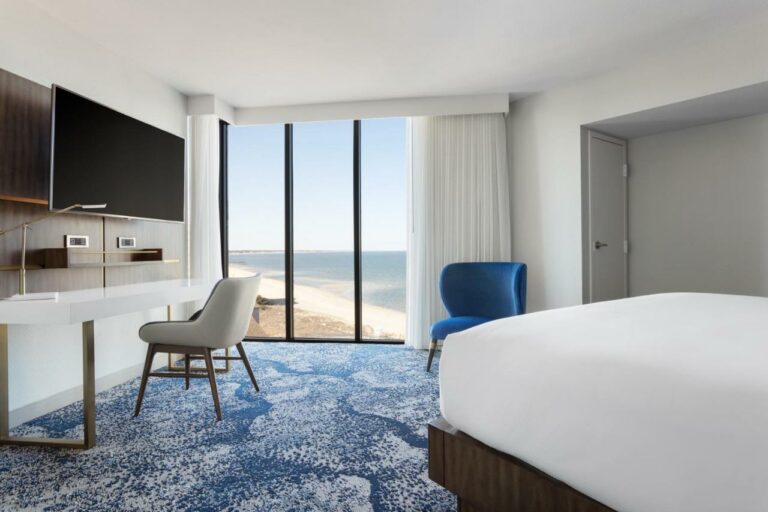 Delta Oceanfront Hotels In Virginia Beach  768x512 