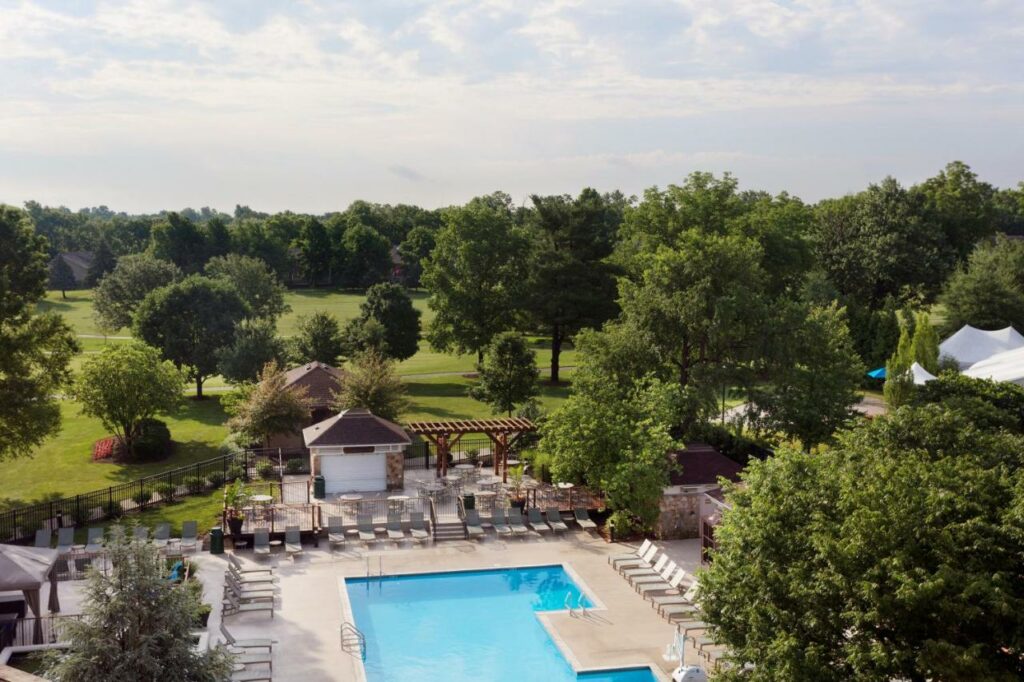 An aerial view of the pool area at the Lexington Griffin Gate Marriott, showing both the golf course and the pool area