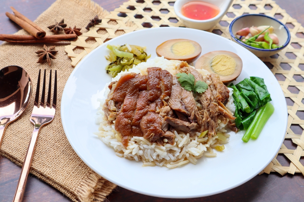 Their classic Chinese fare is perfect: protein, rice, and egg rolls! 