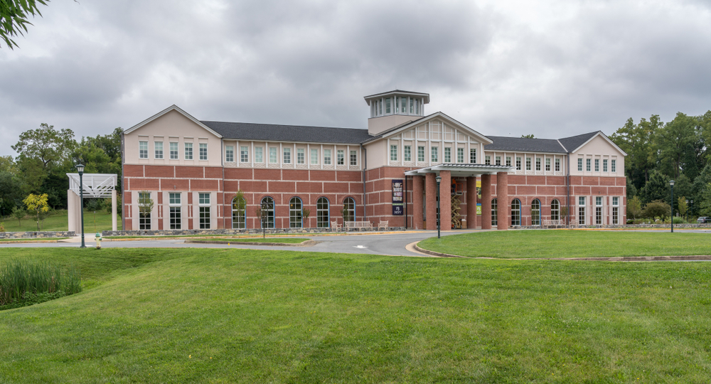 A big beautiful Museum of the Shenandoah Valley is one of the best things to do in Winchester Va 