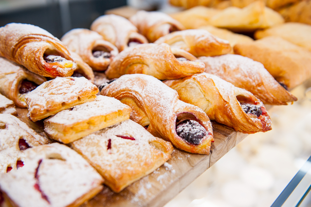 gorgeous pastries are a great option for takeaway, or to end a perfect brunch with friends!