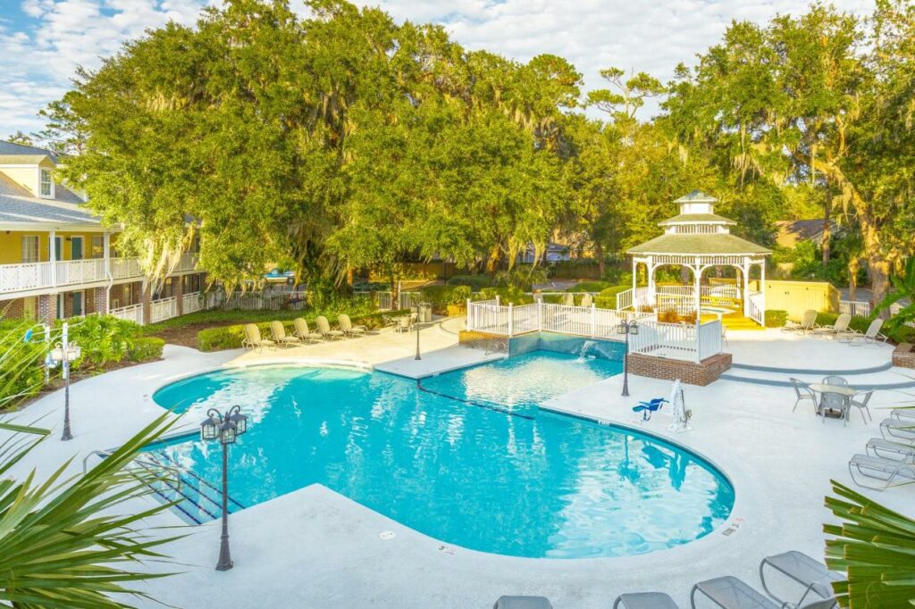 the pool area at one of the best places to stay in St. Simons Island GA 