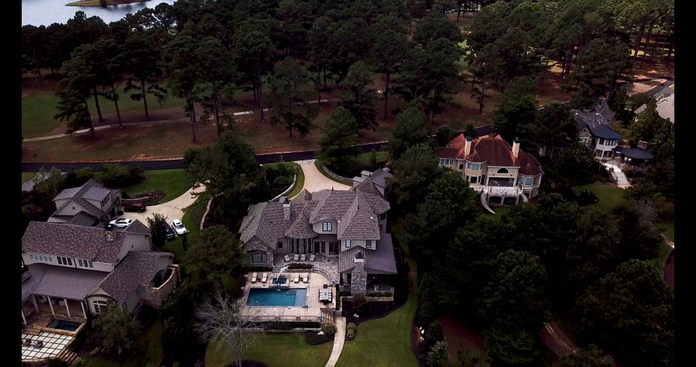 Lake Oconee golf course in the background with the luxury homes shown 