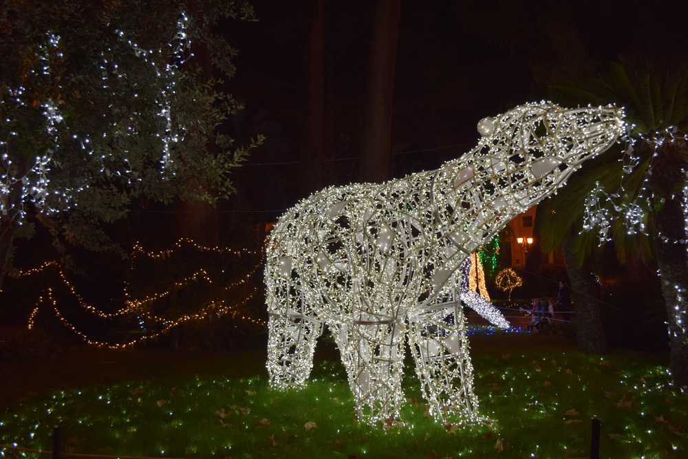 A polar bear light display in the gardens