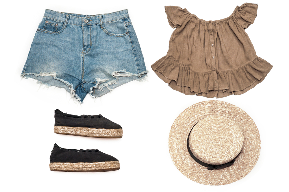 a photo of an outfit with jean shorts, crop top, and espadrilles is perfect at what to wear in Washington Dc in Summer